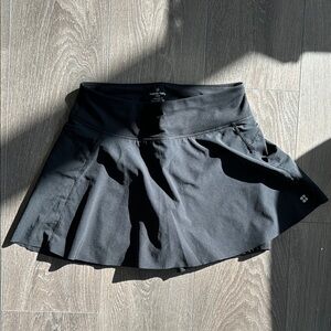 LIKE NEW Sweaty Betty Tennis Golf Athleisure Activewear Athletic Skirt size S